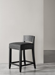 Kerr stool 01-915x1245